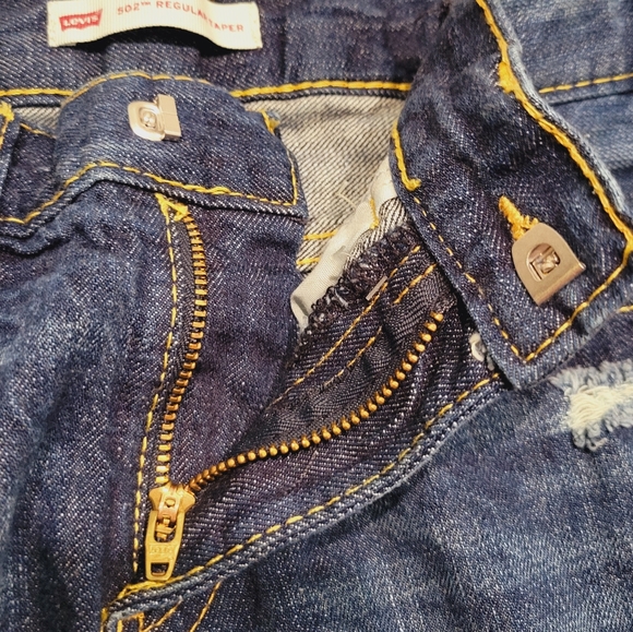 Levi's Distressed 502 Regular Taper Denim Jeans Unisex Kids 7 - Picture 5 of 10